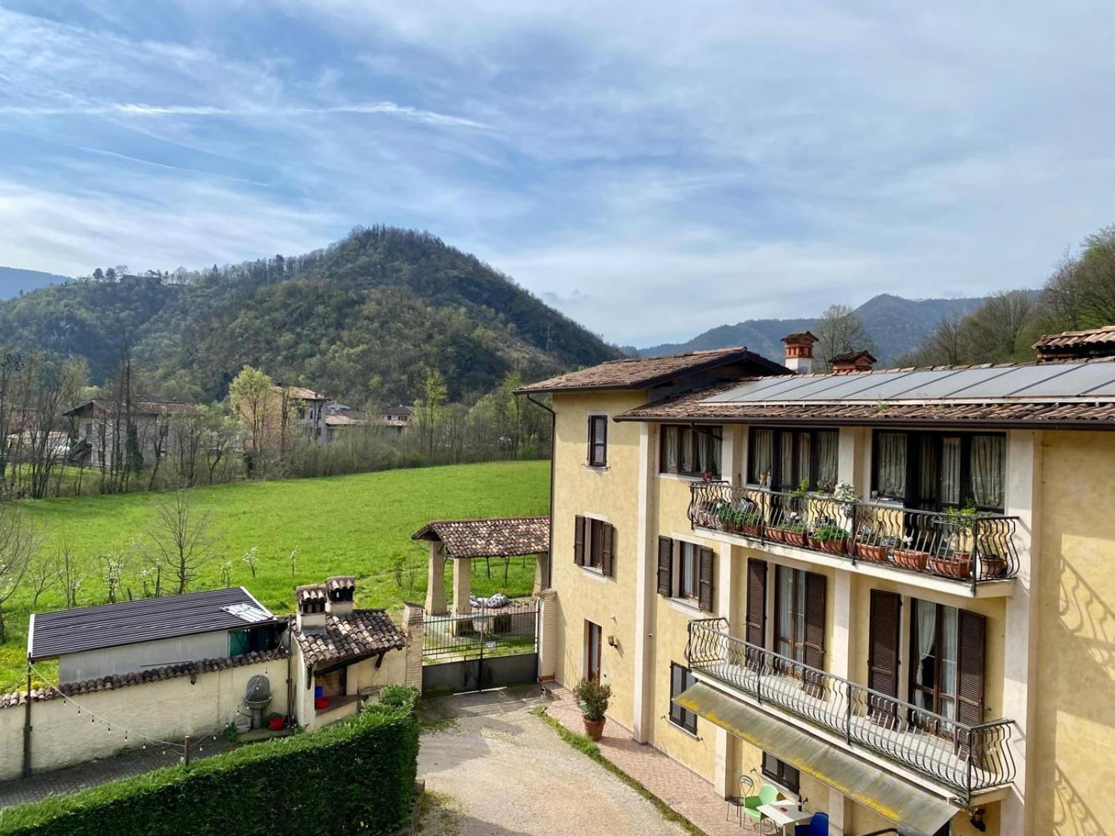 Agriturismo Rocca Dei Marchesi Sabbio Chiese ภายนอก รูปภาพ